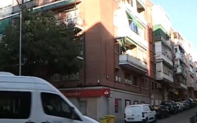 Descoperire macabră într-un apartament din Madrid: o bătrânică a murit în urmă cu 15 ani şi nimeni nu a ştiut. De ce a fost găsită abia acum