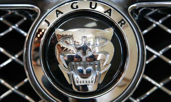 Jaguar revamps XJ saloon