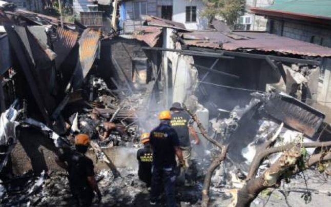 Cel puţin zece morţi în Filipine, după prăbuşirea unui avion de mici dimensiuni peste o casă de la periferia Manilei