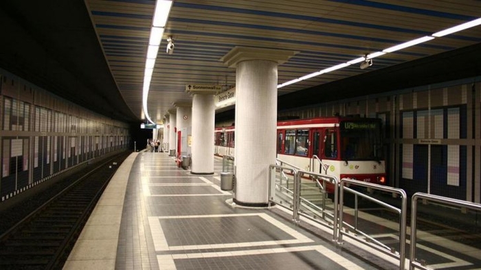 Două metrouri s-au ciocnit în Germania. Zeci de victime