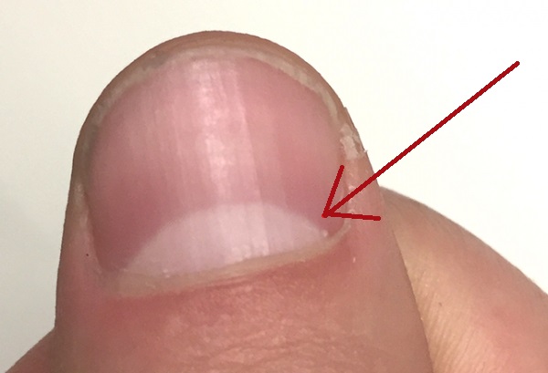 Stii ce inseamna semiluna de pe unghii? Este mult mai importanta decat credeai