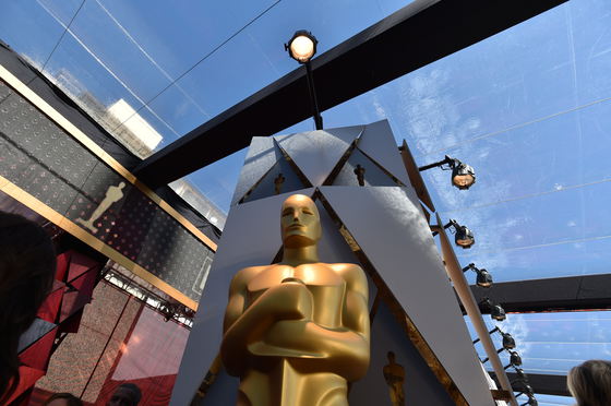 Detalii şi fapte insolite despre premiile Oscar: Cine este persoana care a câştigat cele mai multe statuete