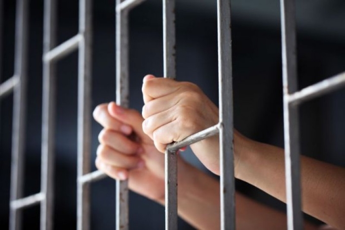 O tânără din Anenii Noi riscă 3 ani de închisoare pentru escrocherie