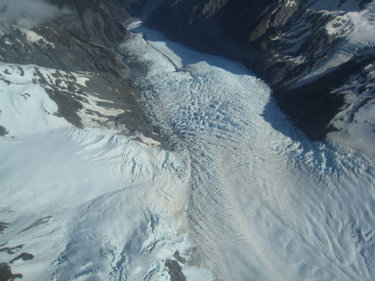 German pair die in Norway glacier accident