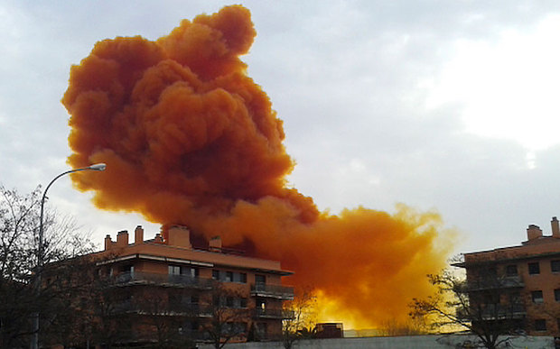 Toxic orange cloud near Barcelona after chemical blast